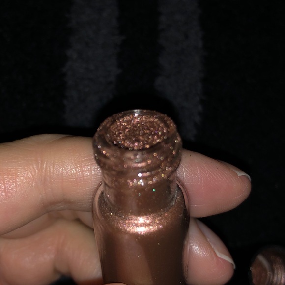 2/$16 MAC Cosmetics Pigment in Coco Beach (Mini) - Picture 8 of 10